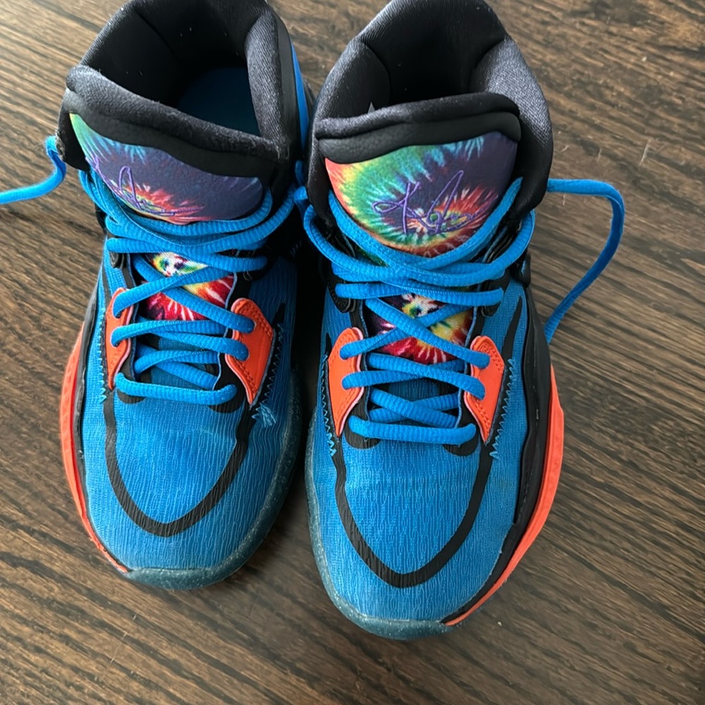 Nike Kyrie Infinity SE 'Tie-Dye' size 3.5